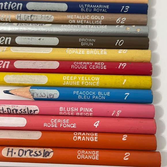Lot of 24 Vintage Laurentien Coloured Pencils Crayons Art Pencils Canada - Picture 2 of 6